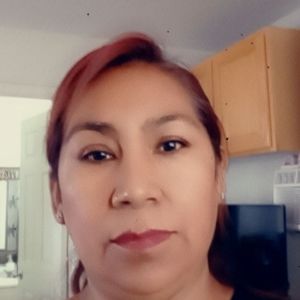 Meet your Posher, Eloina